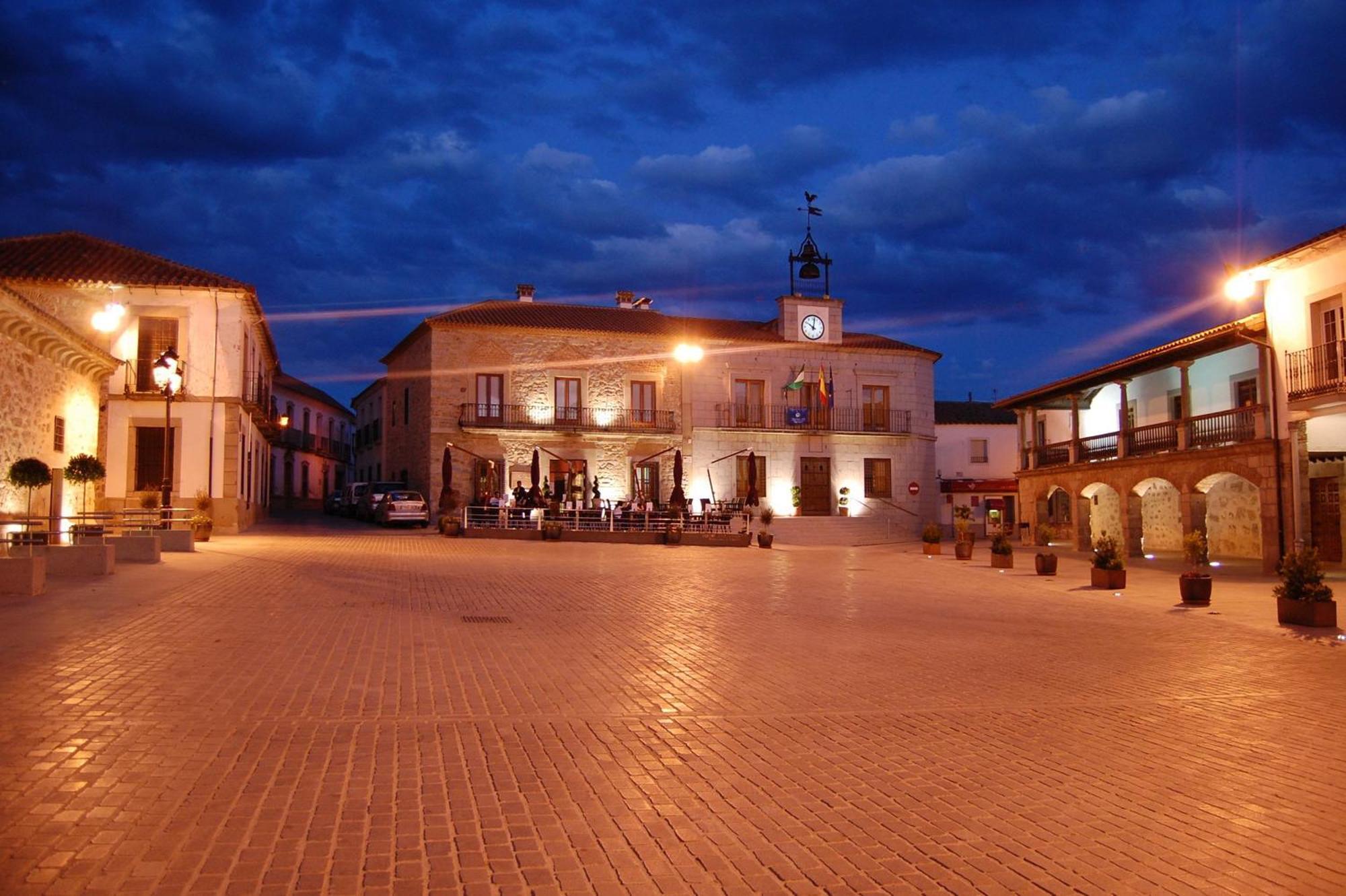 Hotel Los Usias Dos Torres Eksteriør bilde